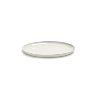 Serax Base low plate diam. 20 cm. Buy now on Shopdecor