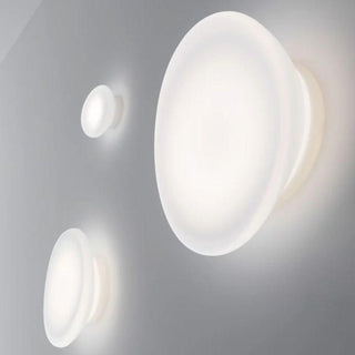 Stilnovo Dynamic LED wall/ceiling lamp diam. 19 cm. Buy now on Shopdecor