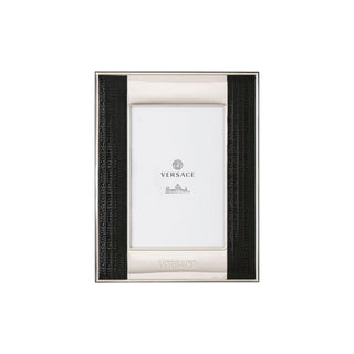 Versace meets Rosenthal Versace Frames VHF10 picture frame 10x15 cm. Buy now on Shopdecor